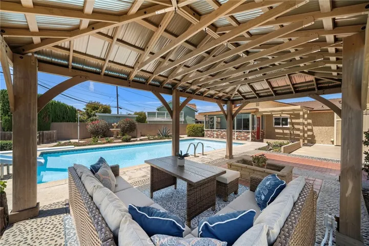 8798 La Casita Avenue, Fountain Valley, California 92708