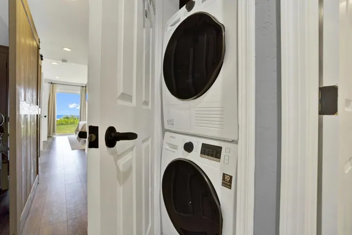 640 W Solana Circle 19, Solana Beach, California 92075