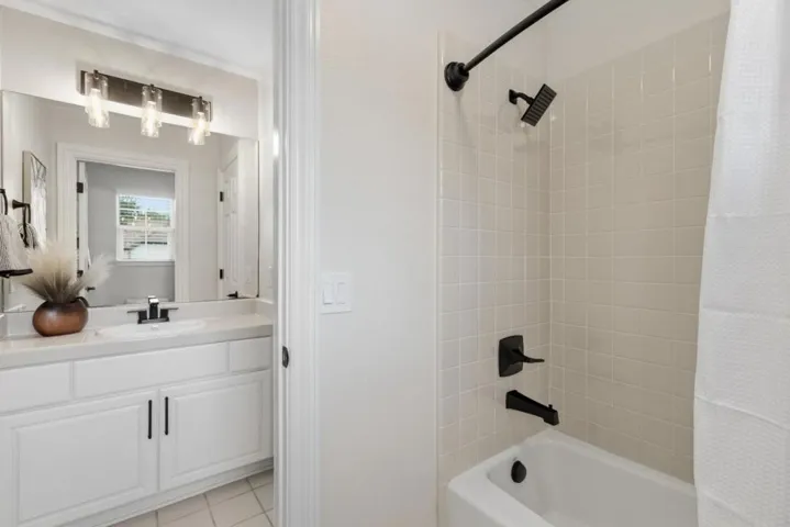 84 Dot Avenue, Campbell, California 95008