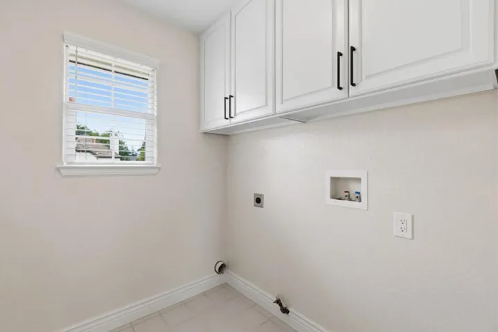84 Dot Avenue, Campbell, California 95008