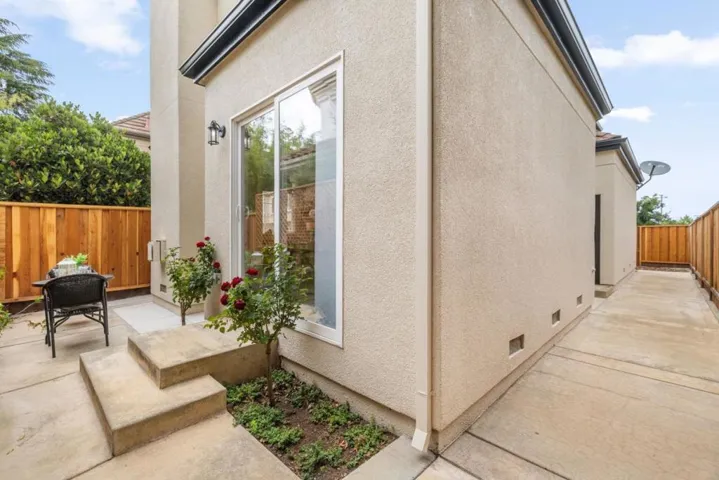 84 Dot Avenue, Campbell, California 95008