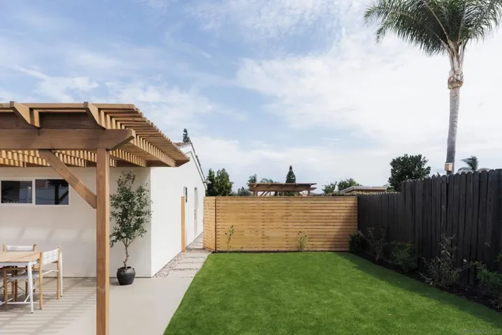 2806 Mission Village Dr, San Diego, California 92123