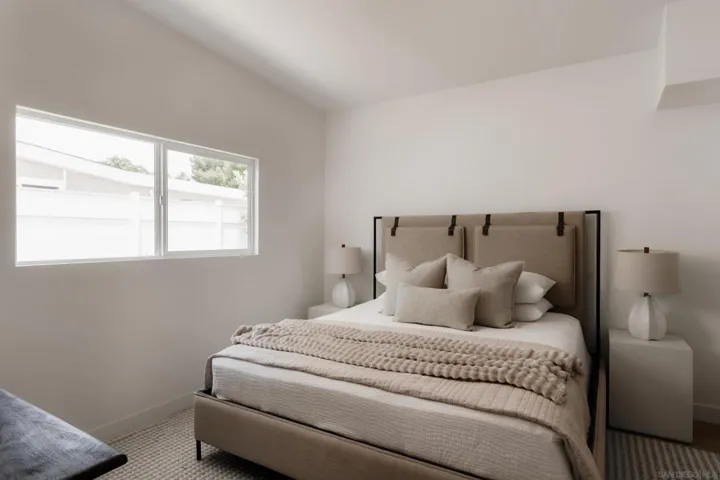 2806 Mission Village Dr, San Diego, California 92123