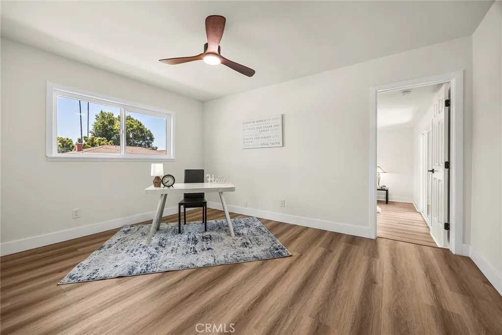 Additional view of the versatile office/flex space