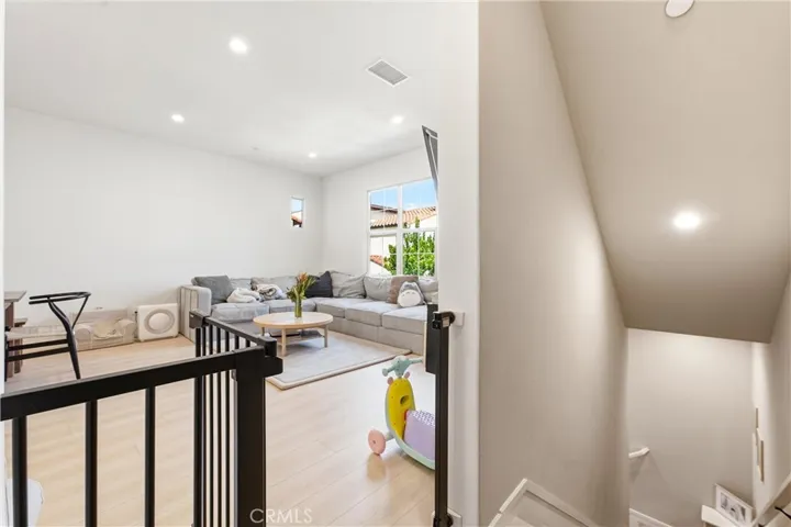 137 Milky Way, Irvine, California 92618