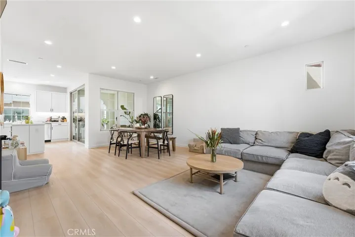 137 Milky Way, Irvine, California 92618