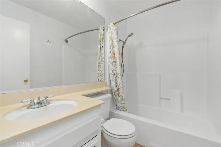 4201 W 5th Street 311, Santa Ana, California 92703