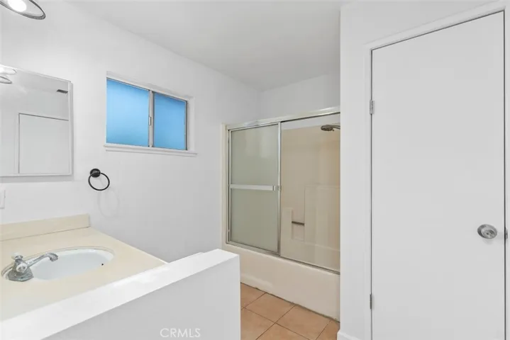 4201 W 5th Street 311, Santa Ana, California 92703