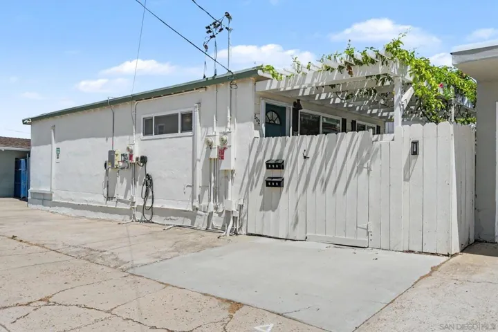 802 Vanderbilt Pl, San Diego, California 92103