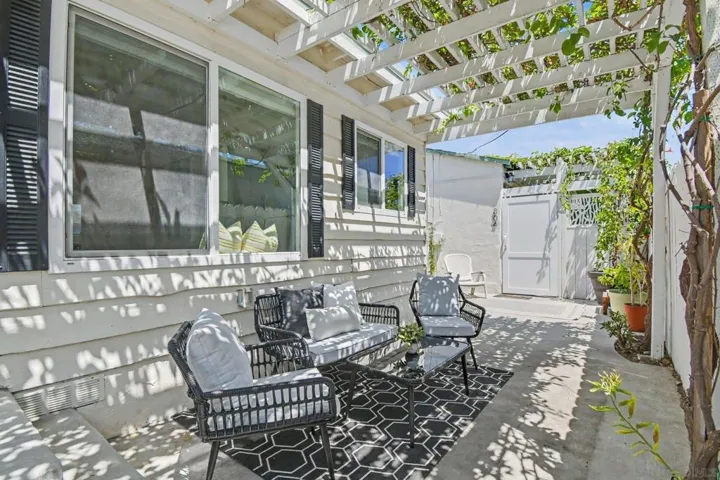802 Vanderbilt Pl, San Diego, California 92103