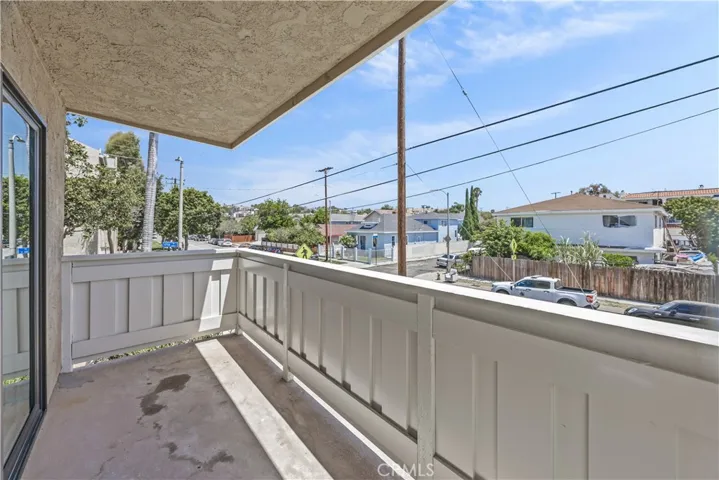 2332 E 17th 101, Long Beach, California 90804 — photo 4