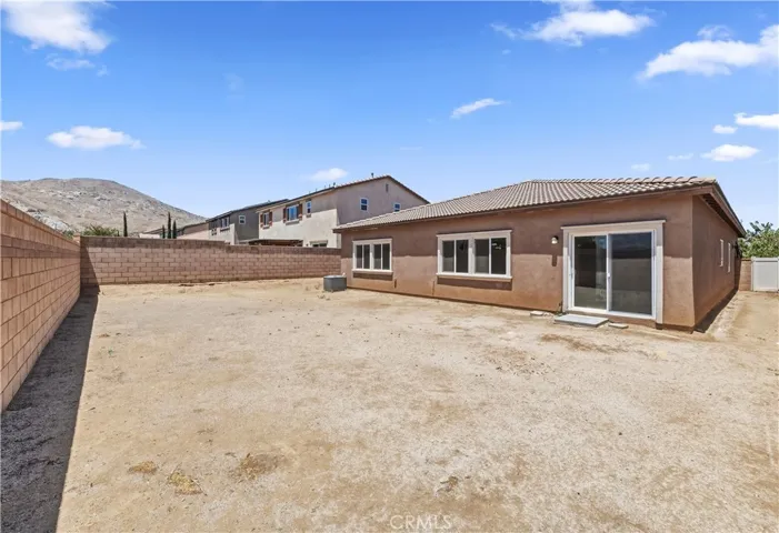 6762 Monarch, Jurupa Valley, California 92509