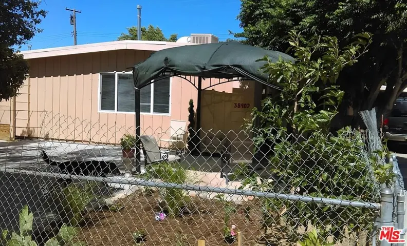 38902 E 9th Street, Palmdale, California 93550