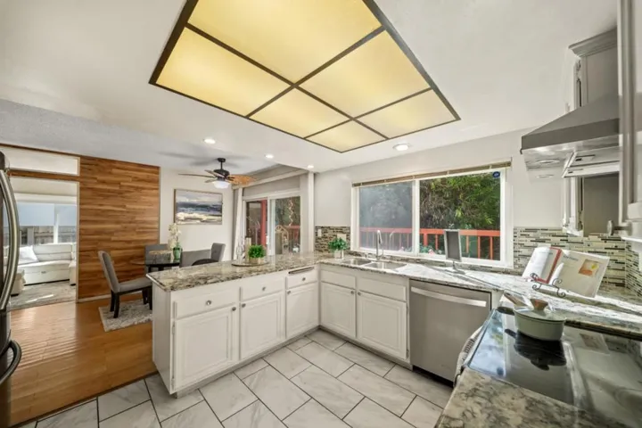 60 Beach Park Boulevard, Foster City, California 94404