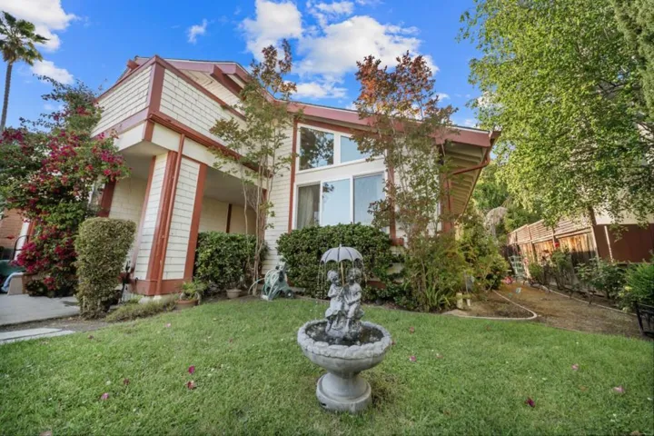60 Beach Park Boulevard, Foster City, California 94404