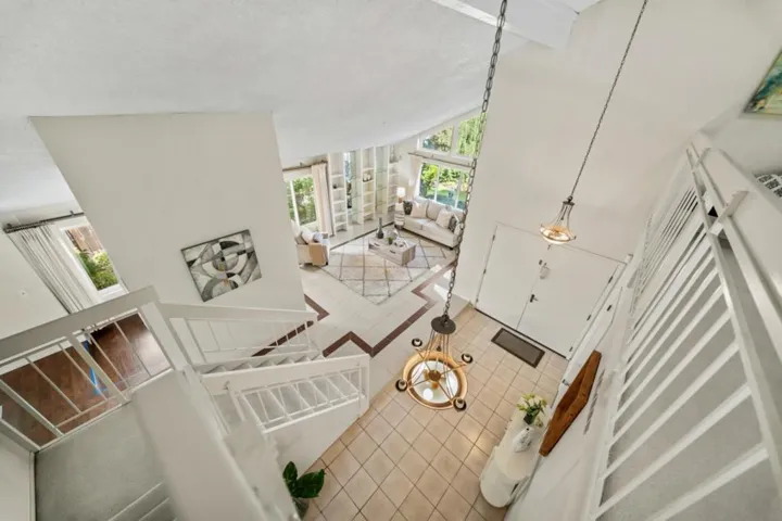60 Beach Park Boulevard, Foster City, California 94404