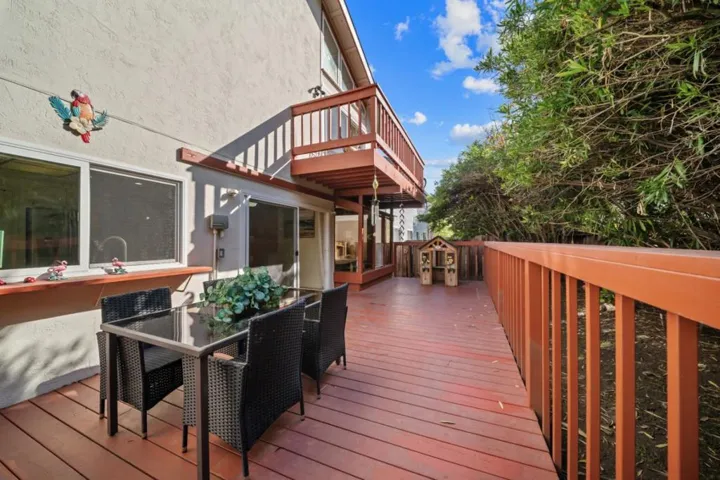 60 Beach Park Boulevard, Foster City, California 94404