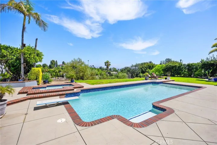 1662 Sierra Vista Drive, La Habra Heights, California 90631