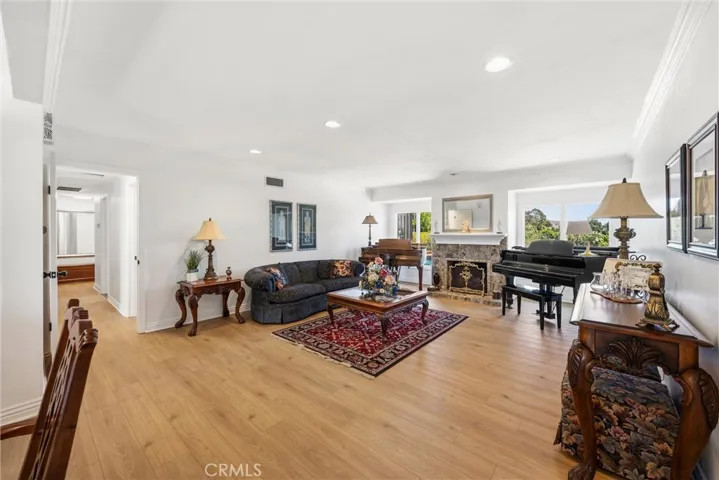 1662 Sierra Vista Drive, La Habra Heights, California 90631
