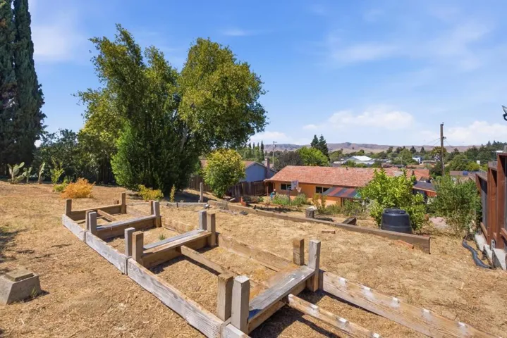 501 7th Street, San Juan Bautista, California 95045