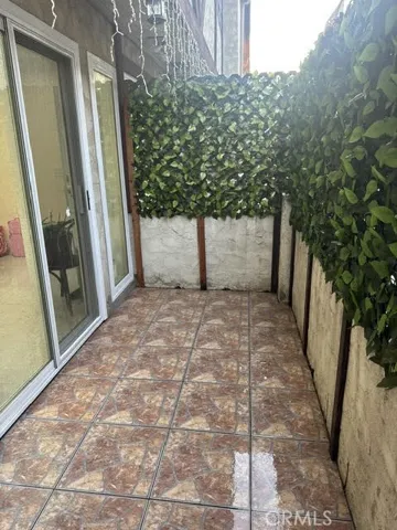 7432 Hazeltine 7, Van Nuys, California 91405