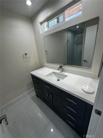 7432 Hazeltine 7, Van Nuys, California 91405
