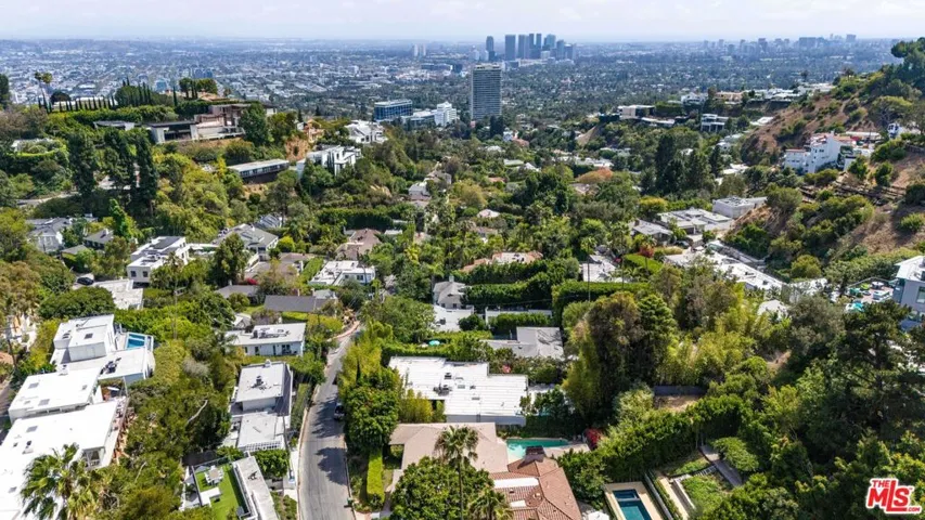 1545 N Doheny Drive, Los Angeles, California 90069