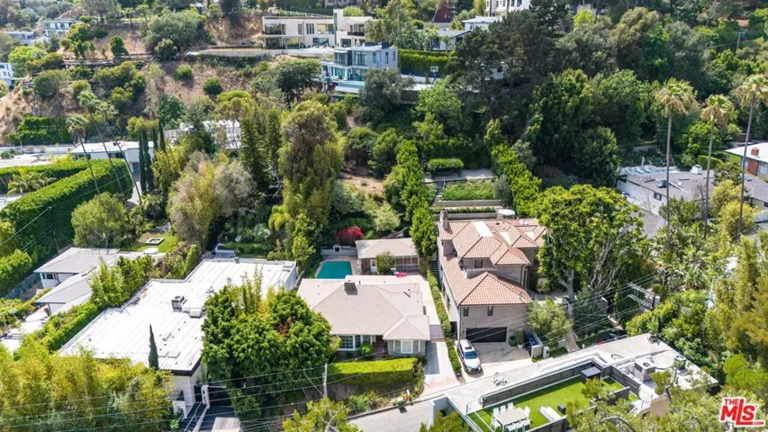 1545 N Doheny Drive, Los Angeles, California 90069