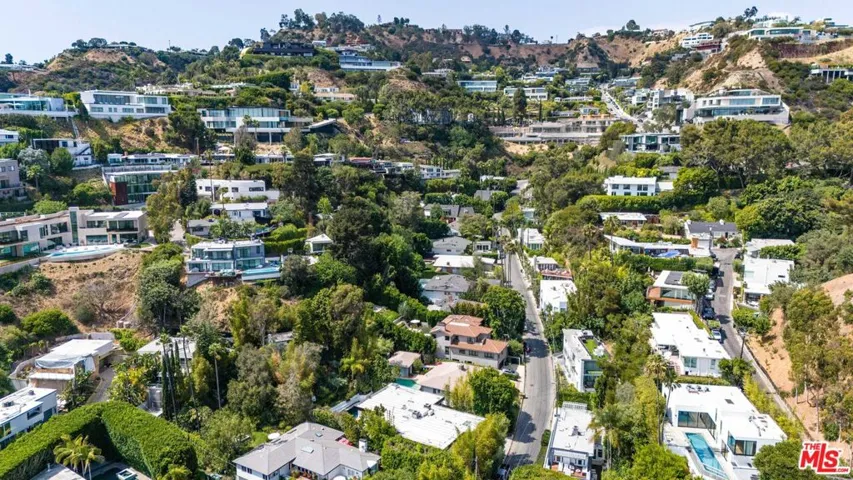 1545 N Doheny Drive, Los Angeles, California 90069