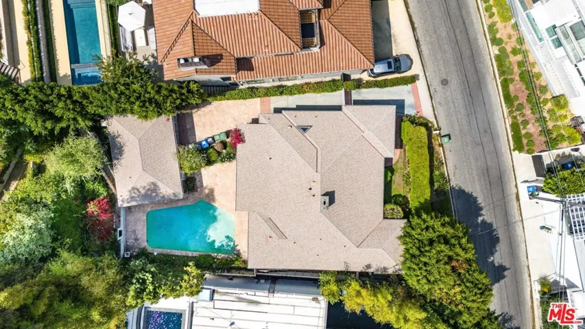 1545 N Doheny Drive, Los Angeles, California 90069