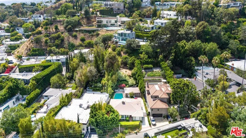 1545 N Doheny Drive, Los Angeles, California 90069