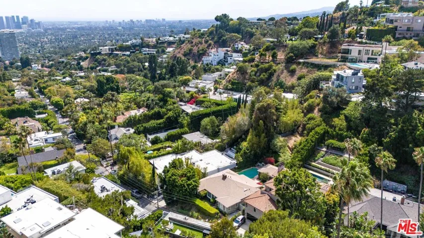 1545 N Doheny Drive, Los Angeles, California 90069