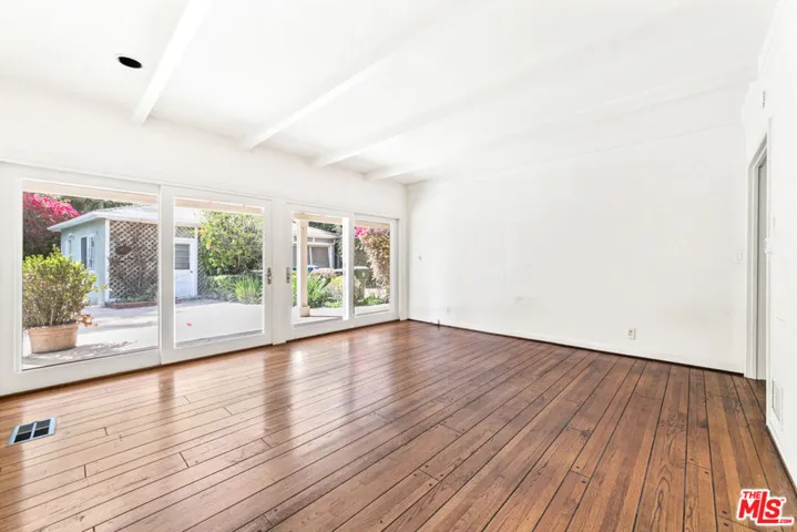 1545 N Doheny Drive, Los Angeles, California 90069