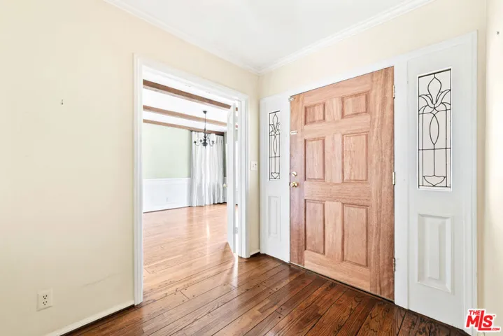 1545 N Doheny Drive, Los Angeles, California 90069