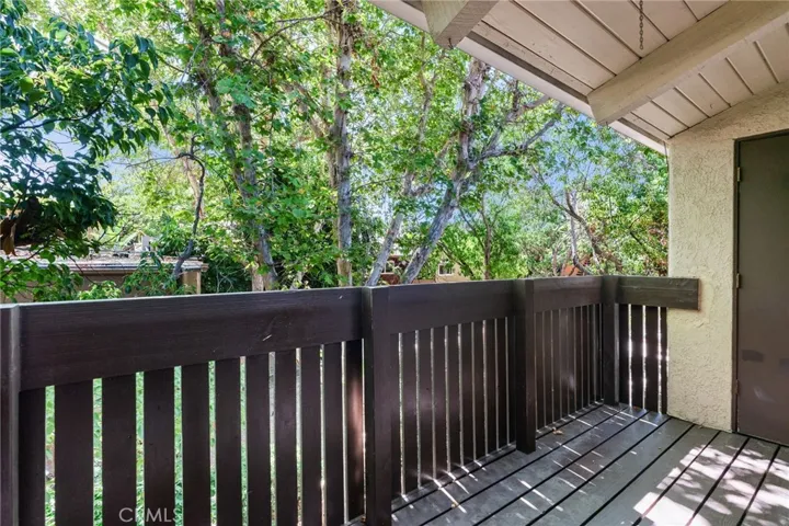 18350 Hatteras Street 267, Tarzana, California 91356
