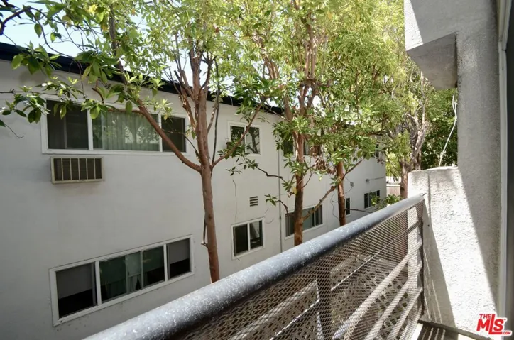 7917 Selma Avenue 327, Los Angeles, California 90046