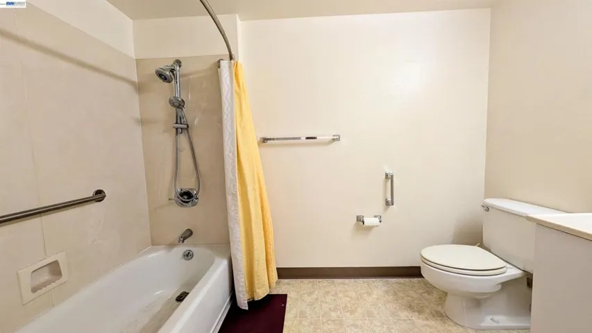 989 Webster St 645, Oakland, California 94607