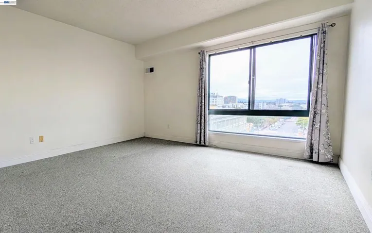 989 Webster St 645, Oakland, California 94607