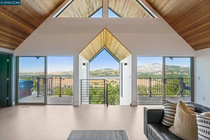 321 Castle Crest Rd, Alamo, California 94507
