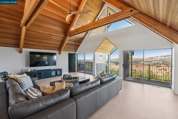 321 Castle Crest Rd, Alamo, California 94507
