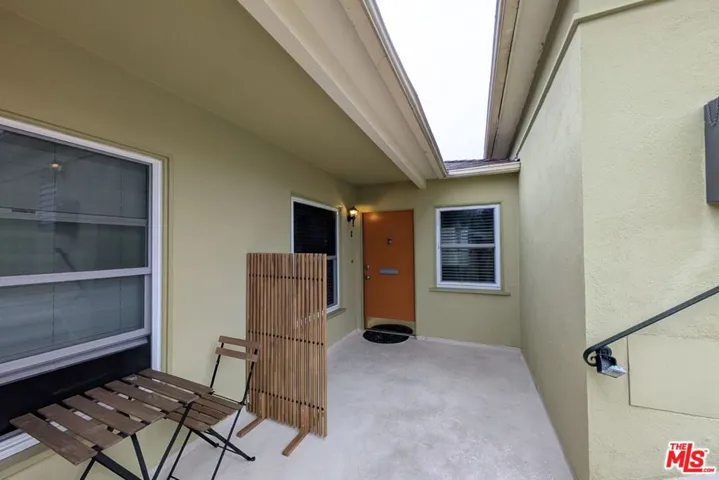 1128 Euclid Street C, Santa Monica, California 90403