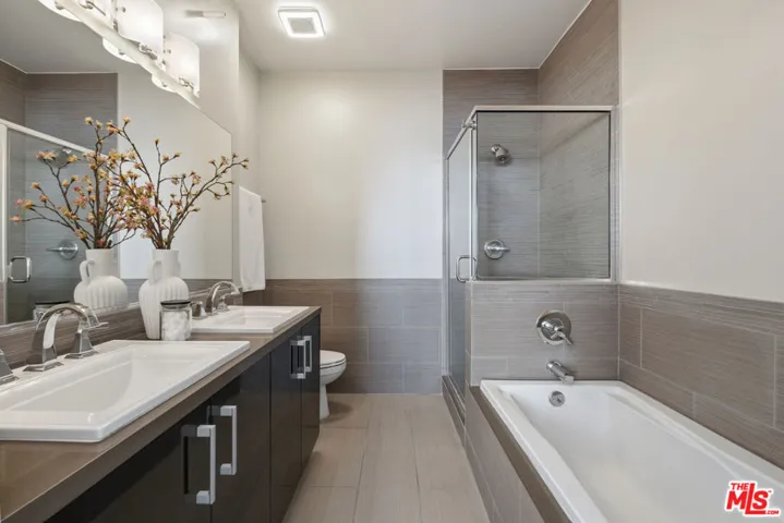 1744 Granville Avenue 105, Los Angeles, California 90025