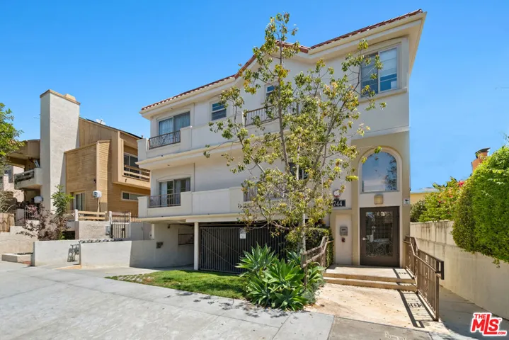 1744 Granville Avenue 105, Los Angeles, California 90025