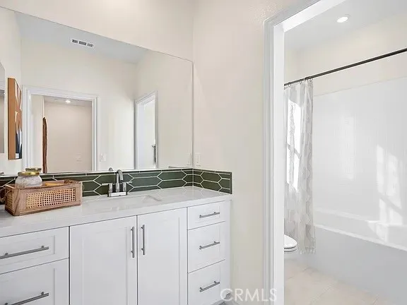 11456 Artesia, Artesia, California 90701