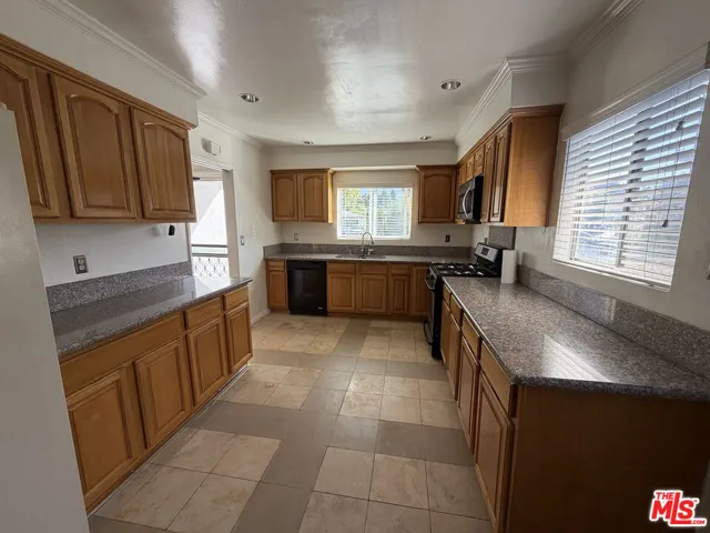 11121 Parr Avenue, Los Angeles, California 91040