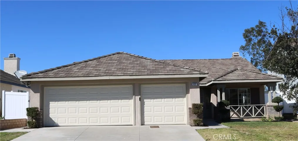 832 Homestead, Corona, California 92878