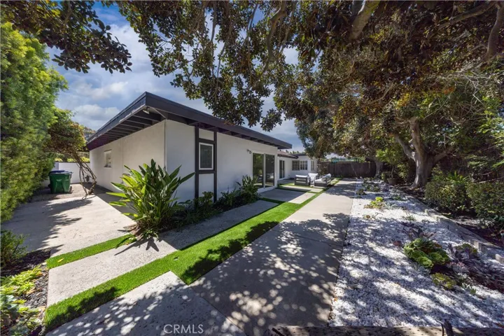 19421 Sierra Lago, Irvine, California 92603