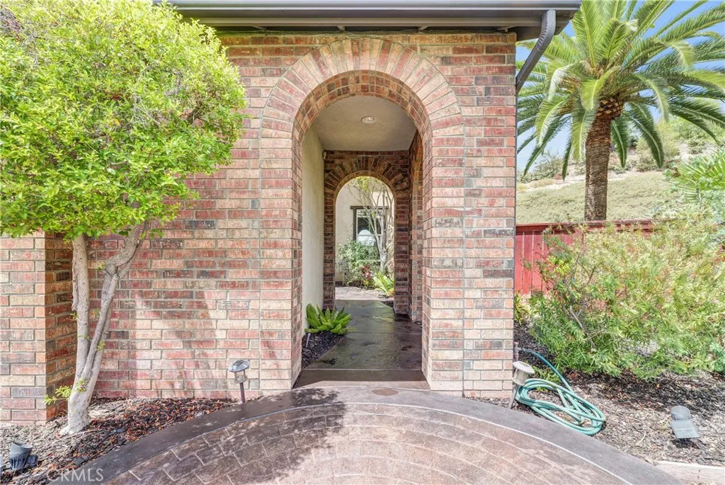 27126 Coral Bells Way, Murrieta, California 92562 — photo 5