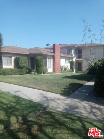 5348 W 57th Street, Los Angeles, California 90056