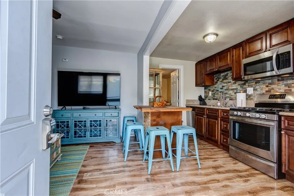 3532 Baltic Avenue, Long Beach, California 90810 — photo 4